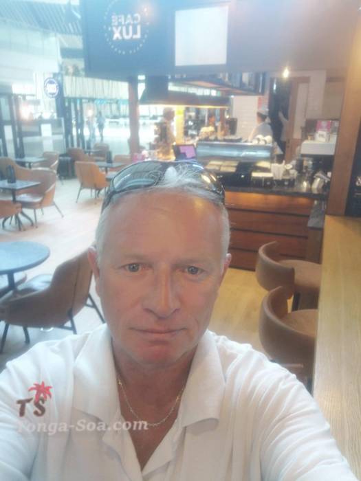 Bruno tana pour une relation sympa...