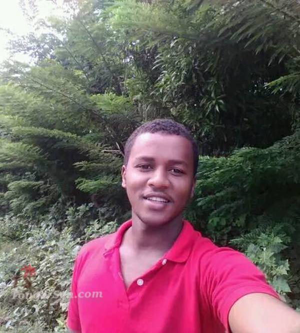 Recherche une femme à aimer