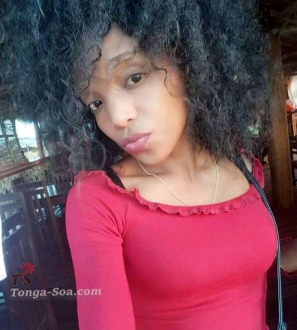 Une fille de 30ans ,à la recherche d'homme entre 35 et 60 ans