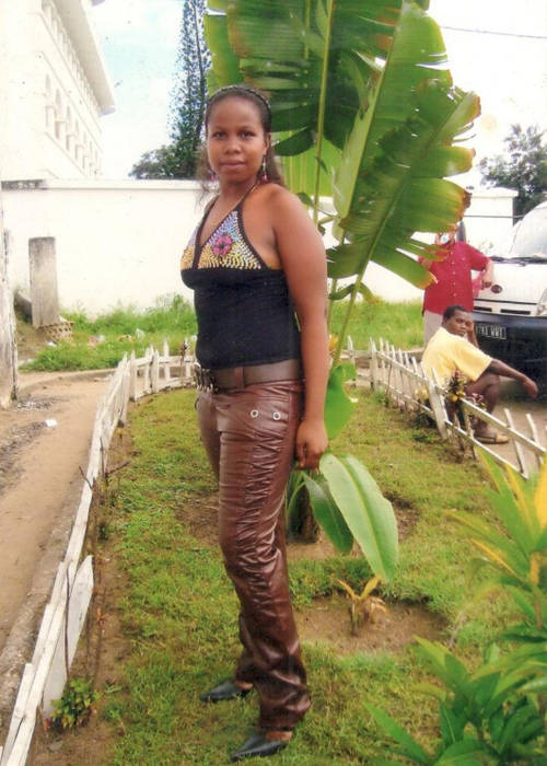 Une relation serieuse, a long terme et vie commune a deux 