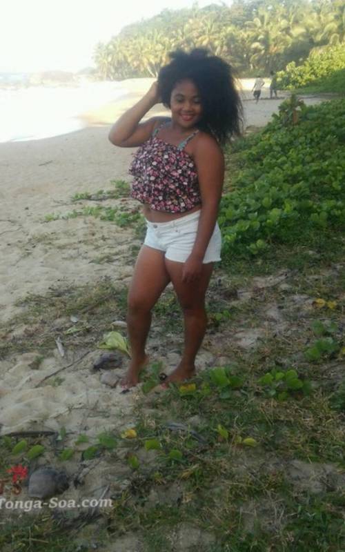 Je cherche l'amour , et je reve d'une gentil et heureuse petite f...