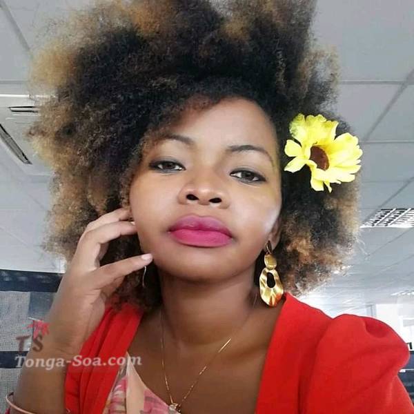 Je suis à la cherche de ma moitié