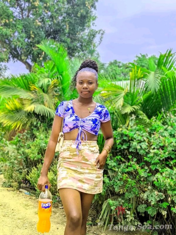 Prête à vivre une belle histoire avec quelqu'un de vrai.