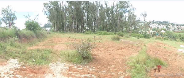 Terrain à ambohidratrimo