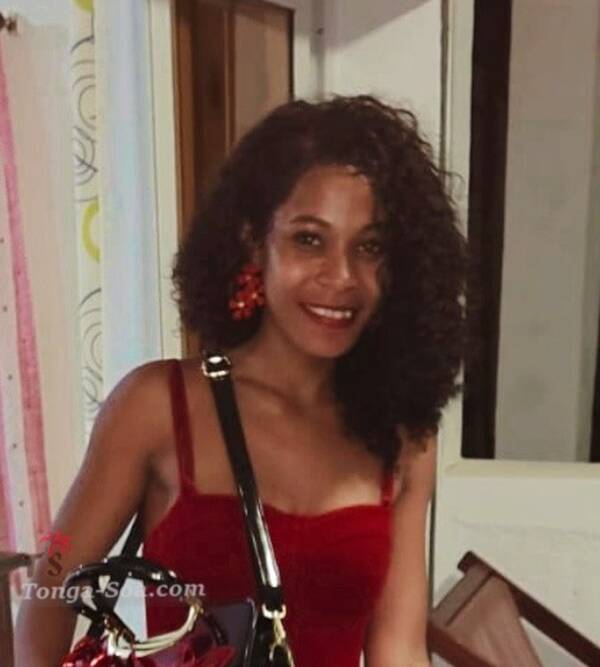 Jeune femme celibat siuncere serueuse recherche un homme serieux 