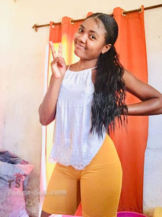 Femme fille celibat cherche un homme serieux pour construire une ...