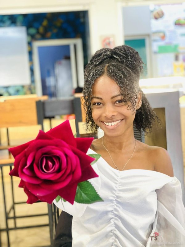Solange - 21 ans  - Madagascar