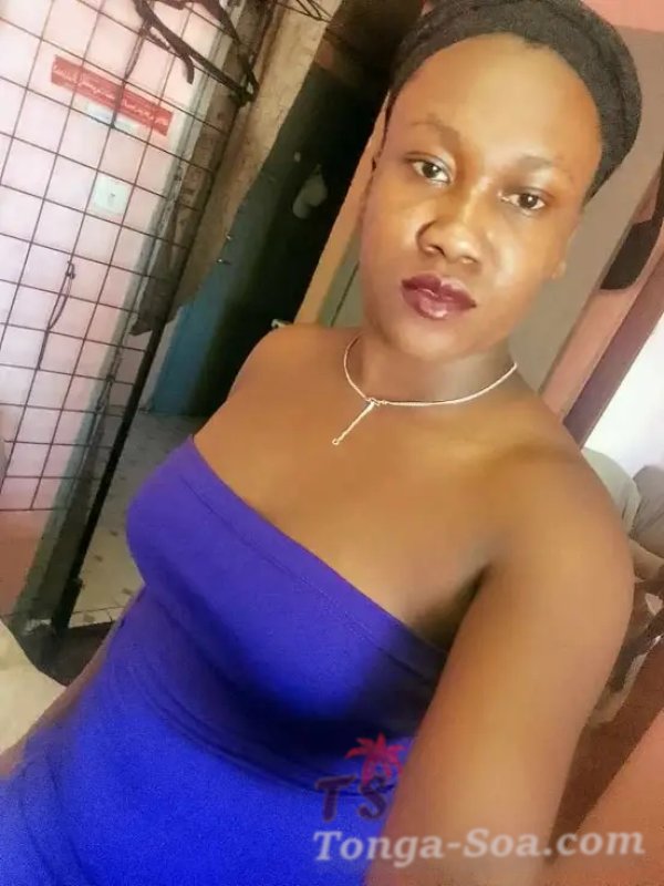 Tiinah - 22 ans  - Madagascar