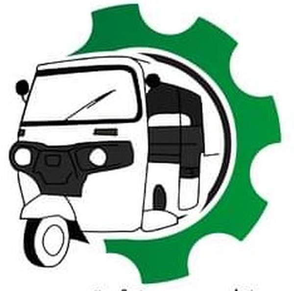 Vends magasin de pieces de tuktuk majunga