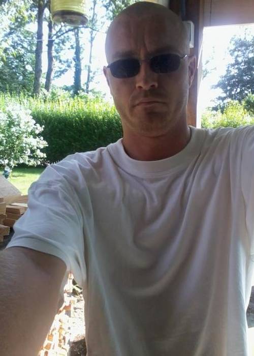 Homme français sérieux