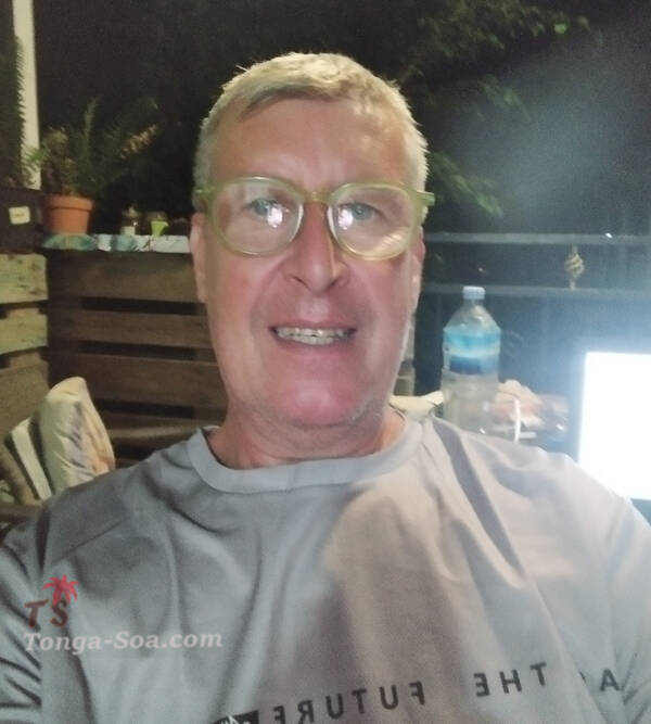 Mr belge 57 ans celibataire vivant a l ile maurice souhaite retro...