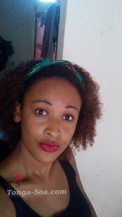 Une fille simple cherche son moitié