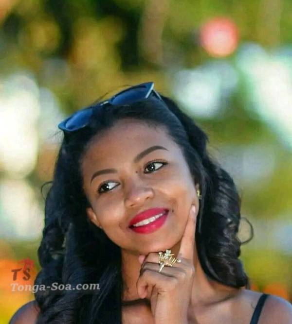 Je suis une femme de 21 ans