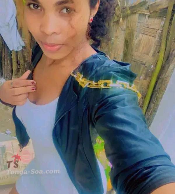 Jeune femme celibat sincere un homme serieux 