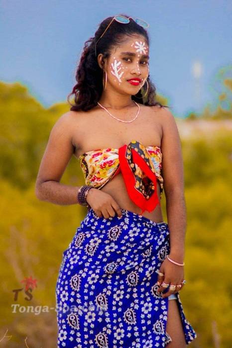 Je m'appeler mauriciah j'ai 19 ans j'habite à majunga je cherche ...