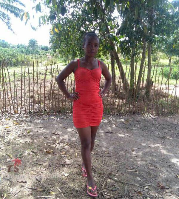 Mariage avec un homme très sérieux.