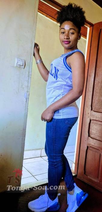 Cherche un homme pour quitter ma solitude