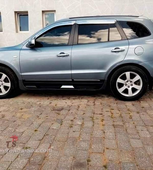 Voiture 4*4 hyundai santafe 2 à vendre 