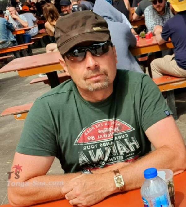 Recherche une belle jeune femme