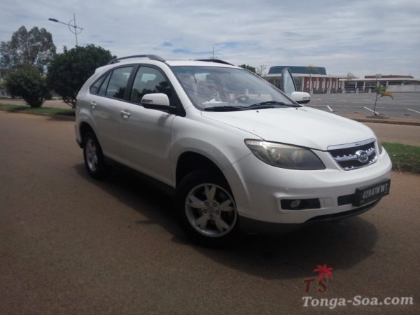 Location de voiture dans madagascar avec conducteur & guide
