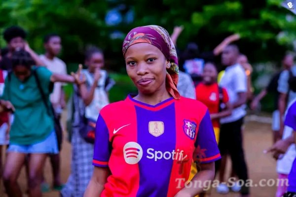 20 ans et je vis à diego suarez je suis une jeune femme simple na...