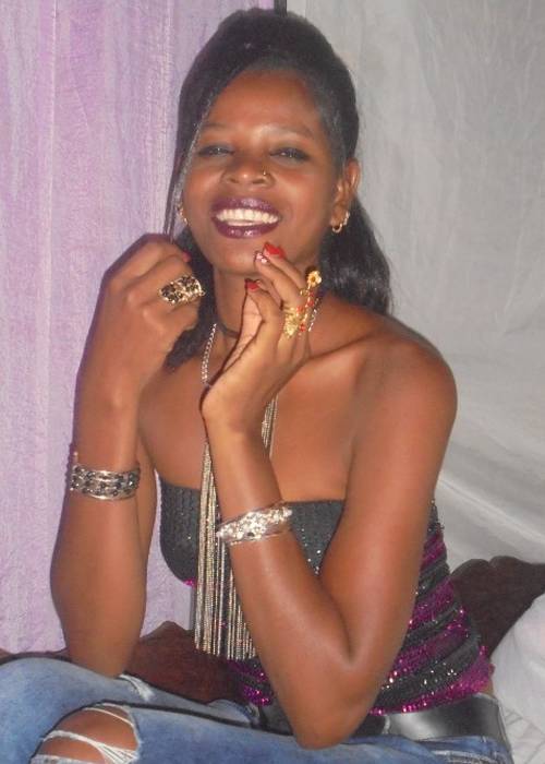 Jeune femme celibat libre cherche un homme de ma vie 