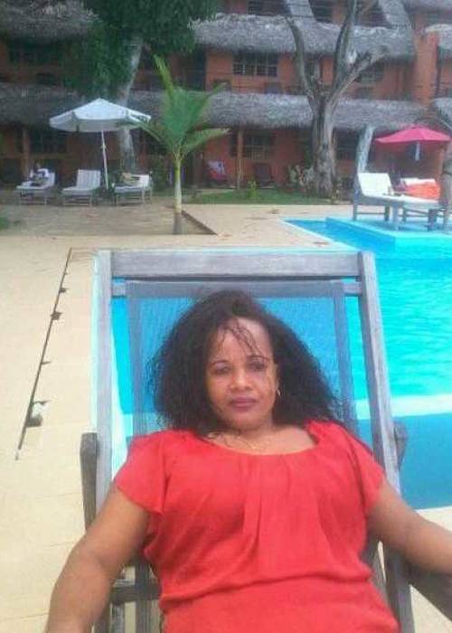 Coucou, moi c'est ursula bésoin d'amis .