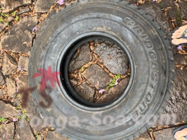 Pneu bridgeston dueler neuf