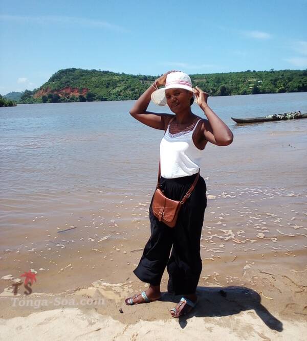 Je suis une femme simple