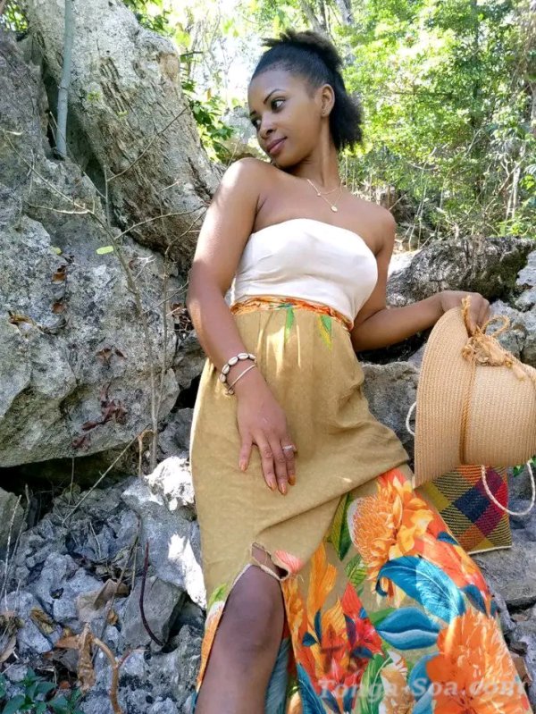 Douceur de diego : 29 ans, femme noire, maman d'une princesse, mo...