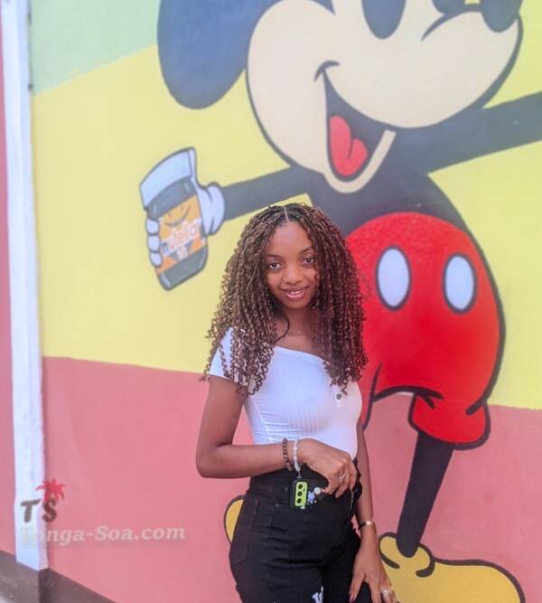 Jeune fille recherche relation serieuse 