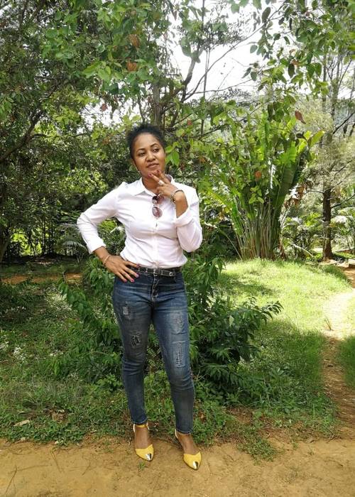 Femme de madagascar célibataire