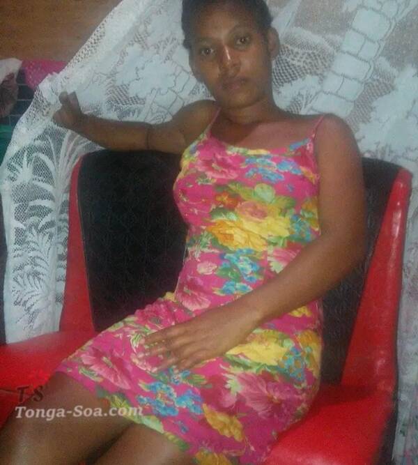 Bonjour moi c'est angelettee