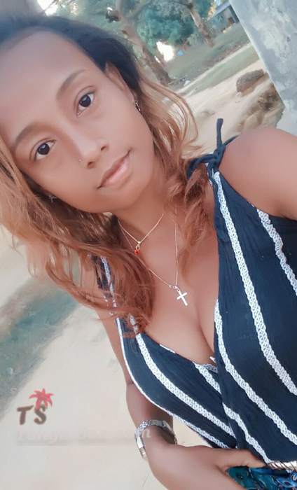 Bonjour à tous,je m'appelle vanessa, je suis une femme très simpl...