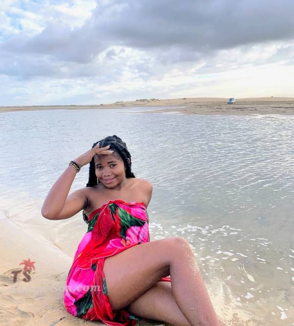 Cherche homme serieux pour relation durable