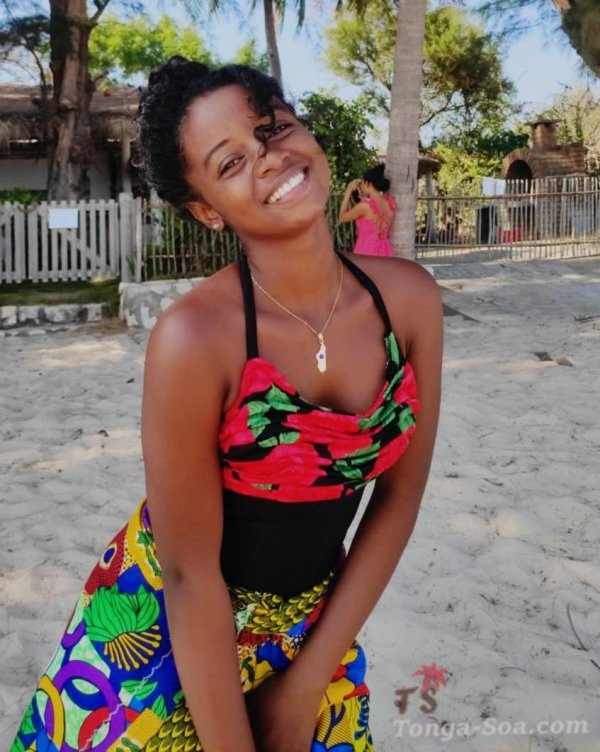 Dalia - 19 ans  - Madagascar