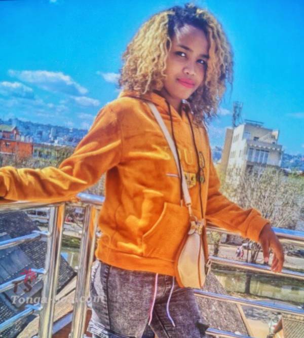 Sérieuse, honnête, toujours à l'écoute. mais ne se laisse pas fai...