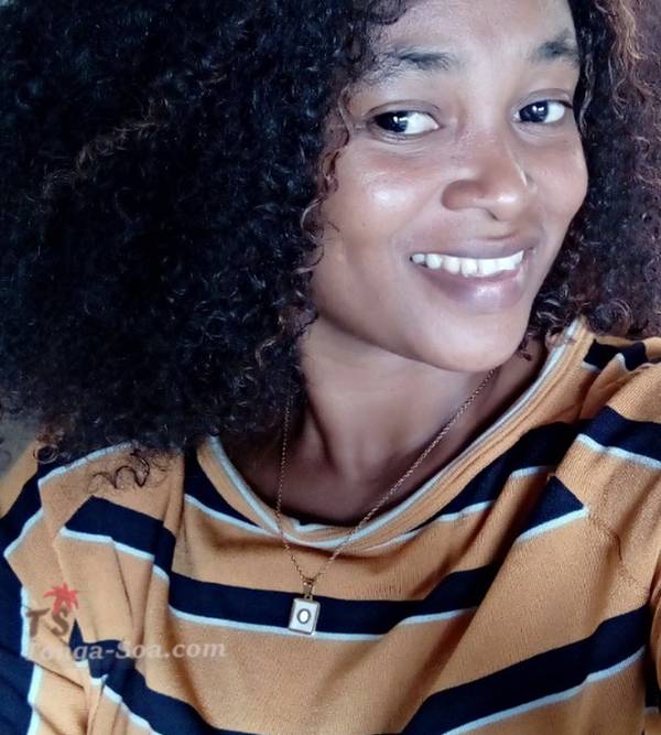 Femme serieuse cherche une relation serieuse et durable 
