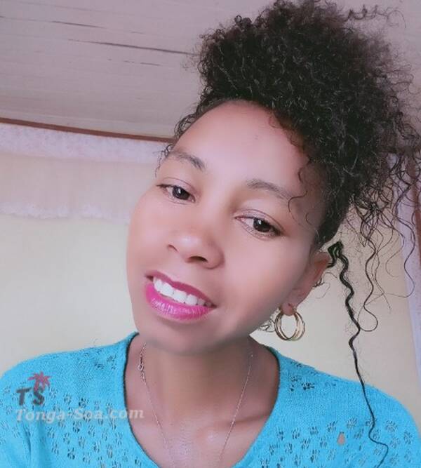 Une femme simple et simpa à la recherche de sa moitié