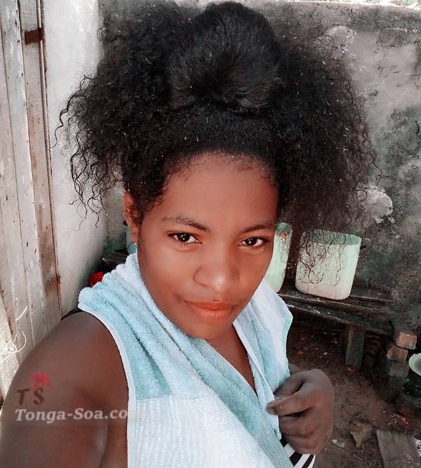 Bonjour,je suis lina, je cherche une relation serieuse. 