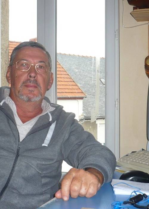 Francais recherche f